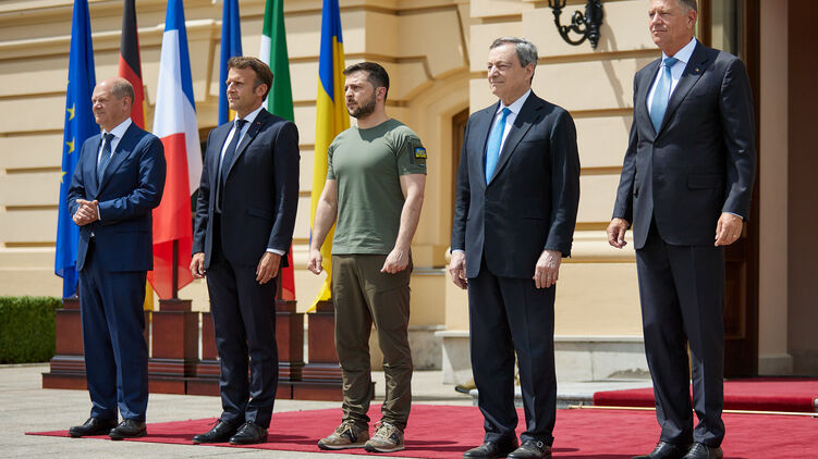 Визит президента Франции Эммануэля Макрона, канцлера ФРГ Олафа Шольца, премьер-министра Италии Марио Драги, а также президента Румынии Клауса Йоханниса в Украину 16 июня