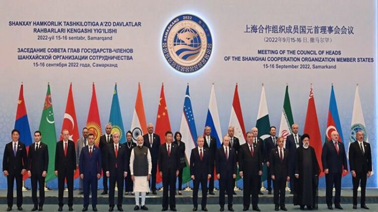 На саммите в Самарканде Путин встретился с лидерами Китая, Турции и Индии