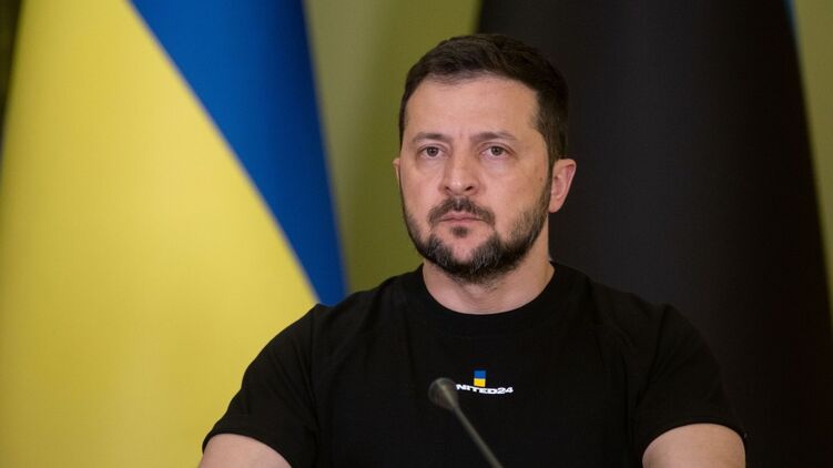 Президент Володимир Зеленський жорстко вимагає від НАТО піти назустріч Києву. Фото: president.gov.ua