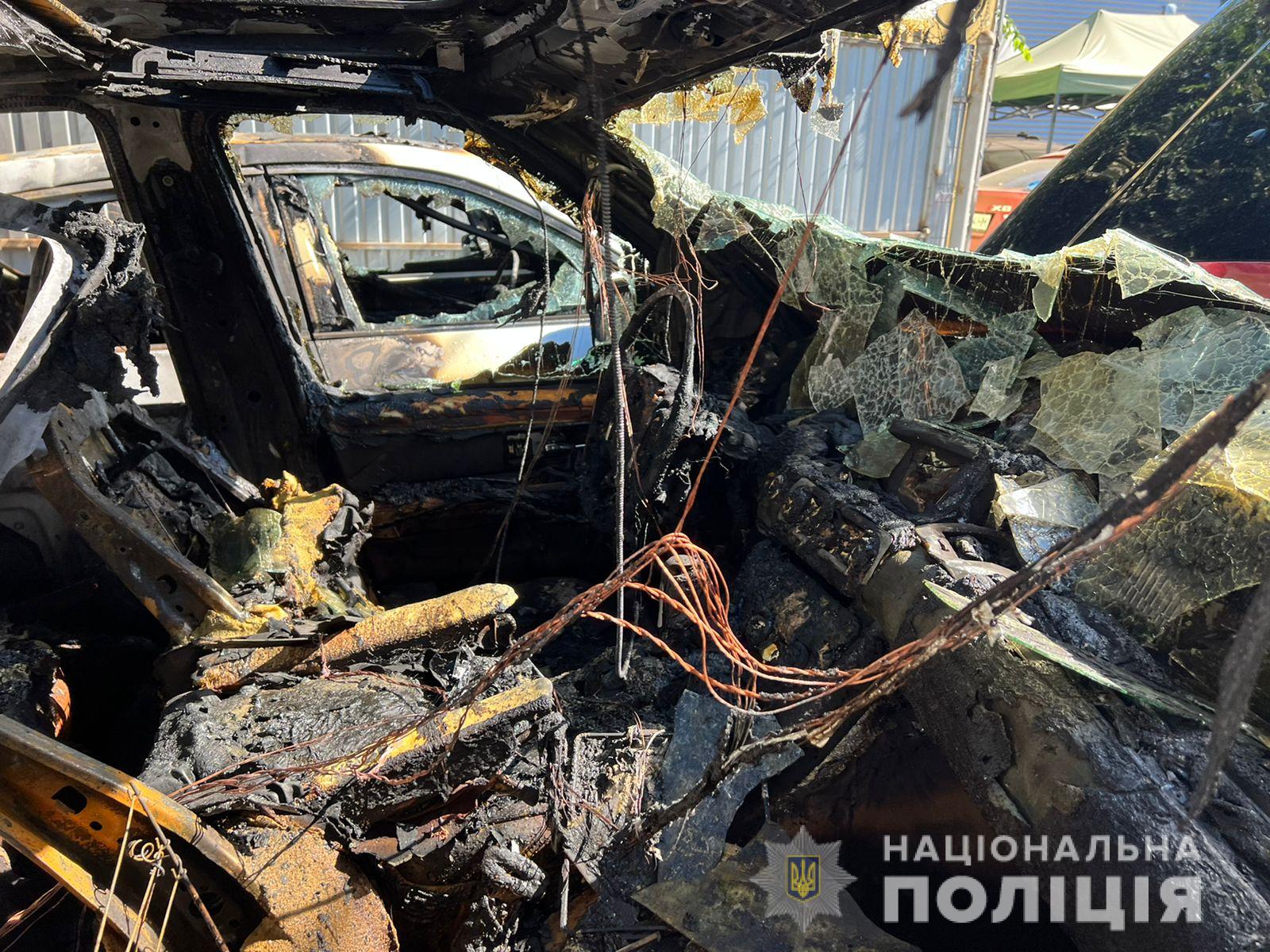 Одессит поджег гумпомощь для переселенцев