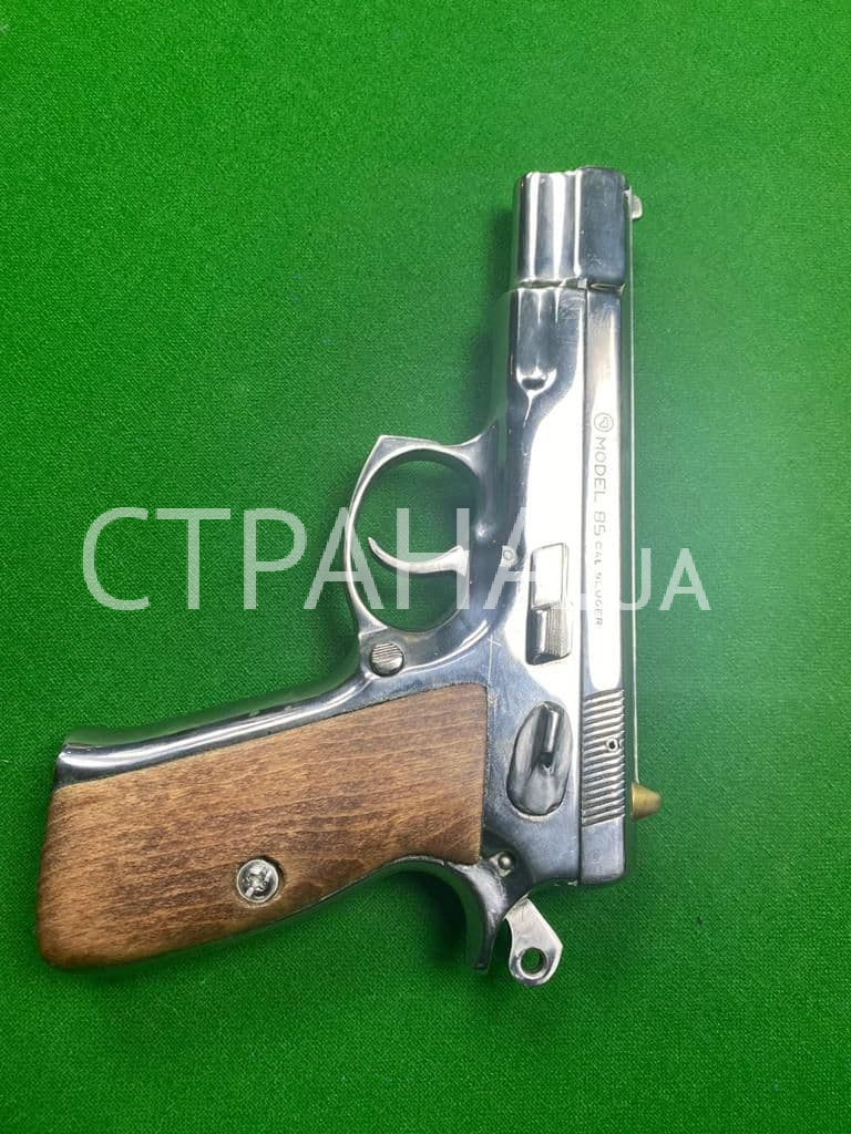 пистолет Luger model 85 - орудие убийства